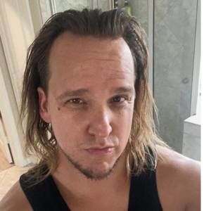 Meet your Posher, Kevin